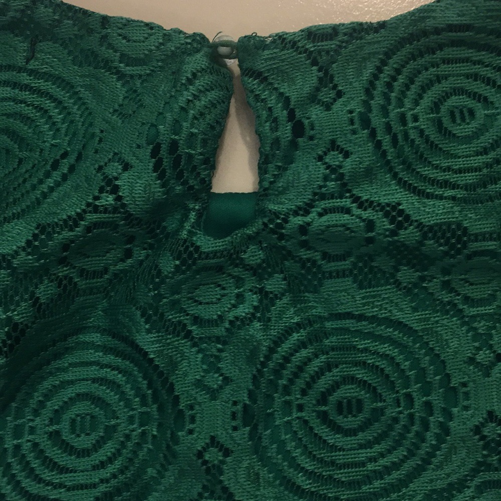 *BOGO 50%*Z&I Green lace dress - Picture 5 of 5